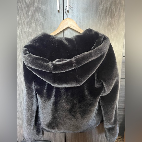 NWOT faux fur AllSaints coat sz medium - Picture 2 of 3